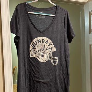 Torrid size 2 Sunday funday shirt